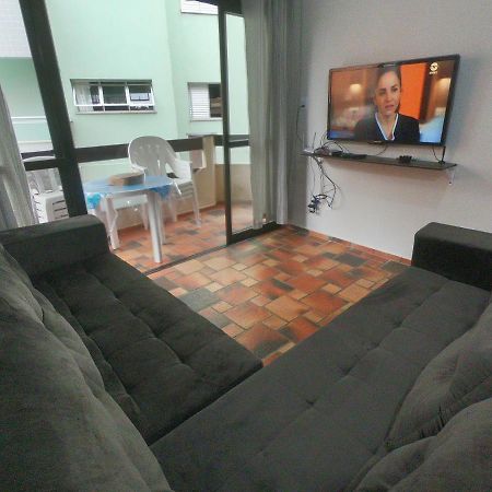 Excelente Localizacao, 400 Metros Da Praia Ar Condicionado E Wi-Fi Appartement Ubatuba Buitenkant foto