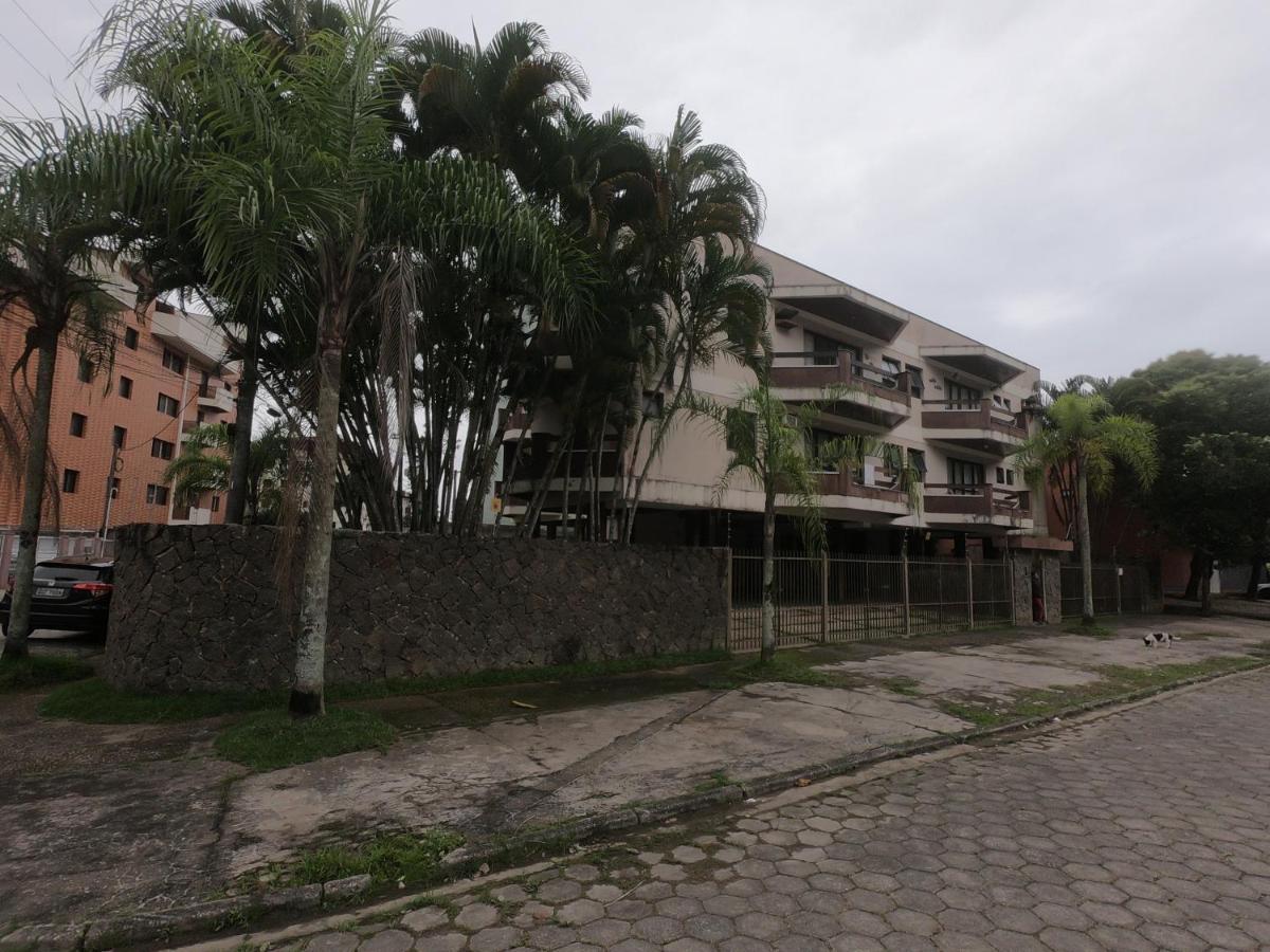 Excelente Localizacao, 400 Metros Da Praia Ar Condicionado E Wi-Fi Appartement Ubatuba Buitenkant foto