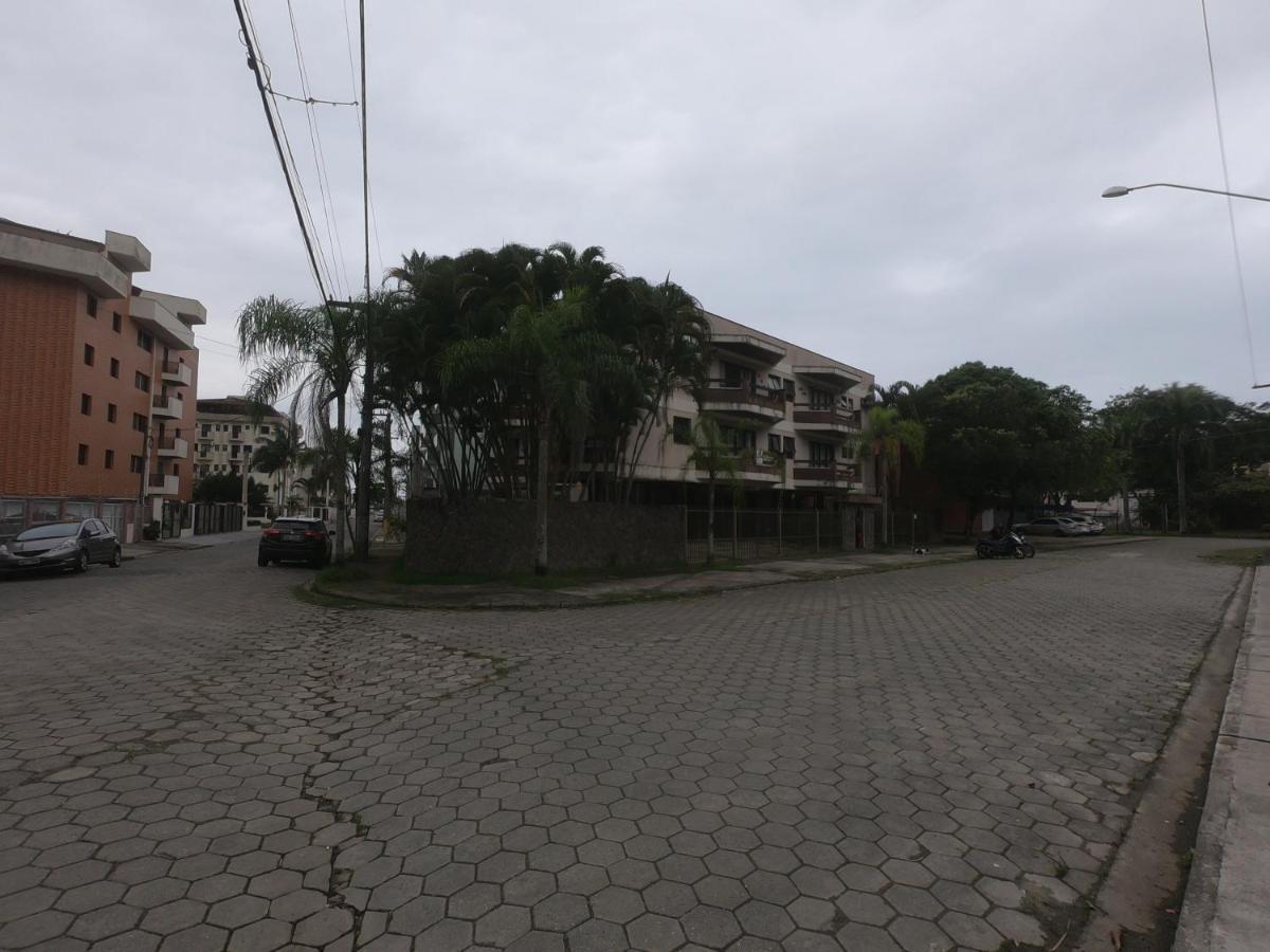 Excelente Localizacao, 400 Metros Da Praia Ar Condicionado E Wi-Fi Appartement Ubatuba Buitenkant foto